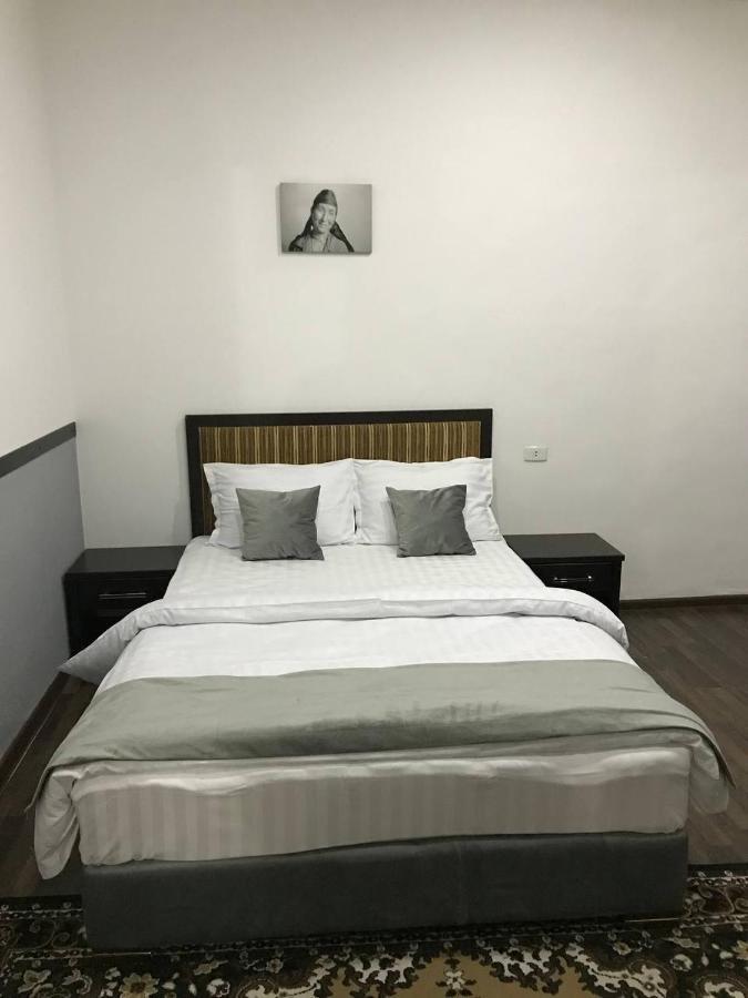 Ikan Registon Hotel Samarkand Exterior photo